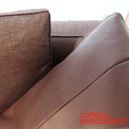 promo Gregor sofa by Molteni & C. - Image 4