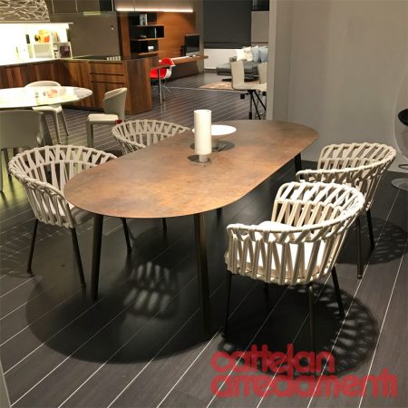 promo outdoor Emma table and 4 Emma Cross armchairs by Varaschin - Image 2