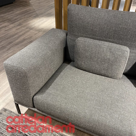 promo Moov sofa by Cassina - Image 3
