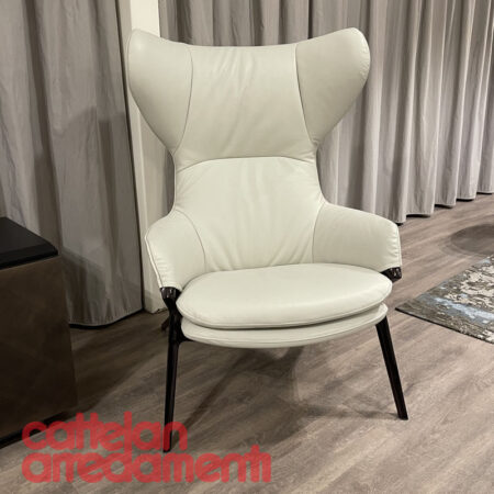 promo P22 armchair by Cassina - Image 2