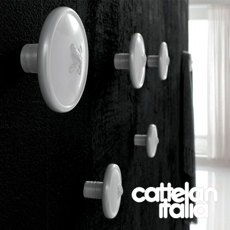 Bottone clothes hanger by Cattelan Italia - Image 3