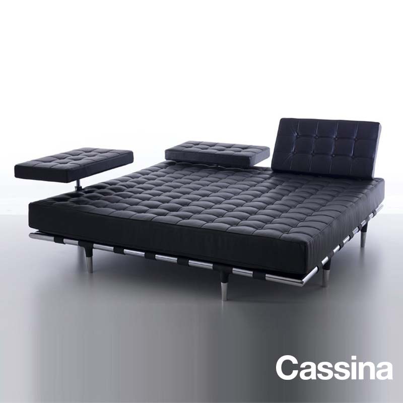 241-privè-cassina-divano-poltrona-pouf-sofa-armchair-footrest-isola-island-design-philippe-starck-pelle-leather-modern-capitonnè_2