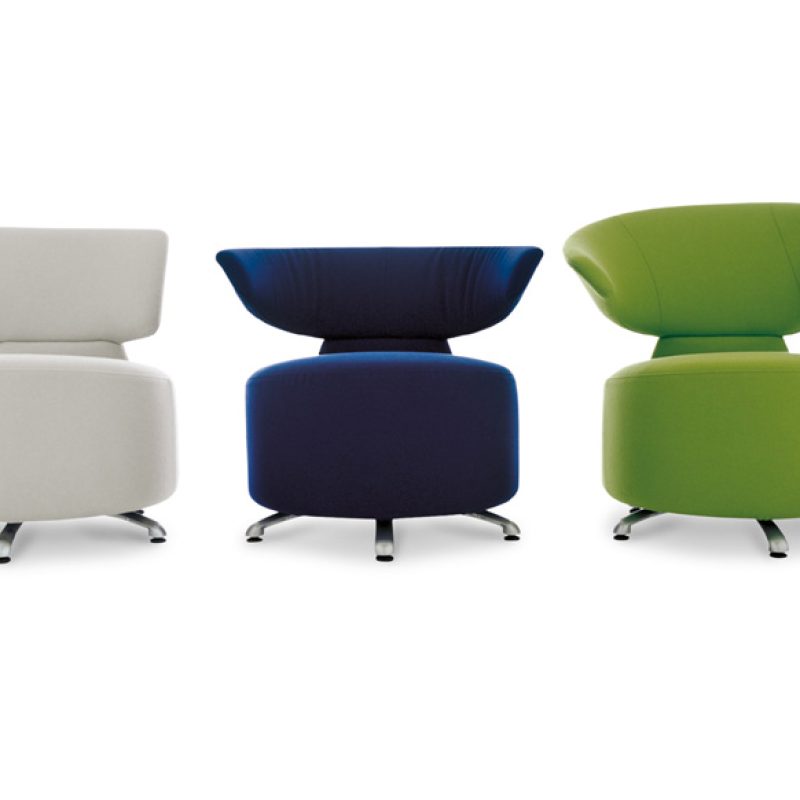 K06-Aki-Biki-Canta-cassina-poltroncina-armchair-pelle-tessuto-leather-fabric-design-toshiyuki-kita-original-moderno-1