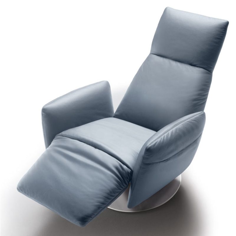 Pillow-poltrona-frau-relax-reclinabile-reclining-armchair-pelle-sc-leather-nest-soul-2