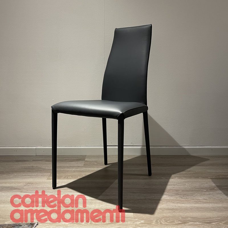 kay-couture-sedia-cattelan-italia-promo-4-sedie-outlet-leather-trapuntatura-1