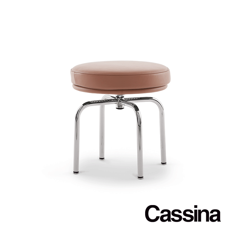 lc8-stool-cassina-original-design-promo-cattelan-1