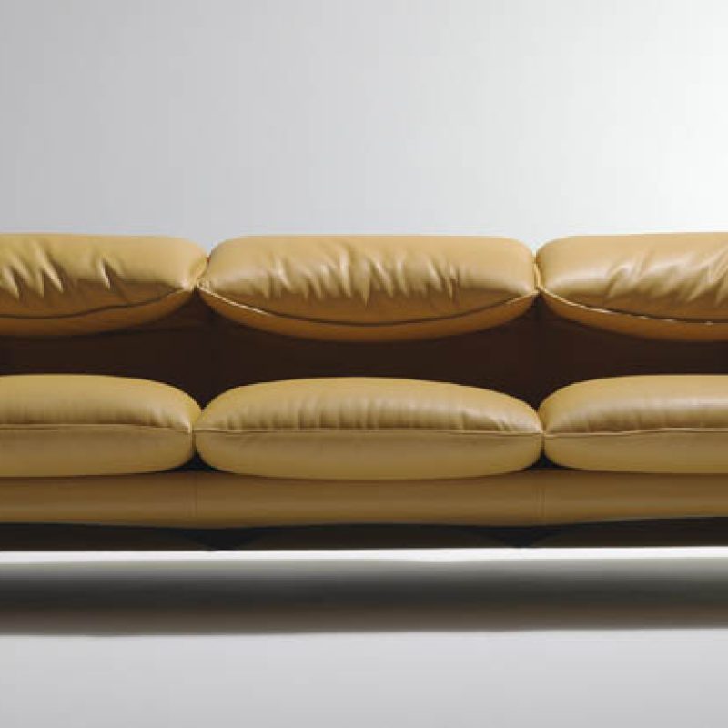 maralunga-40-cassina-divano-poltrona-sofa-armchair-vico-magistretti-pelle-leather-tessuto-fabric-design-originale-1
