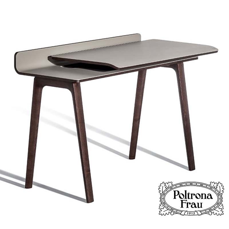 scrivania-iren-wall-desk-poltrona-frau-home-office-smartworking-design-giapponese-Kensaku-Oshiro-leather-pelle-wood-legno-cattelan_1